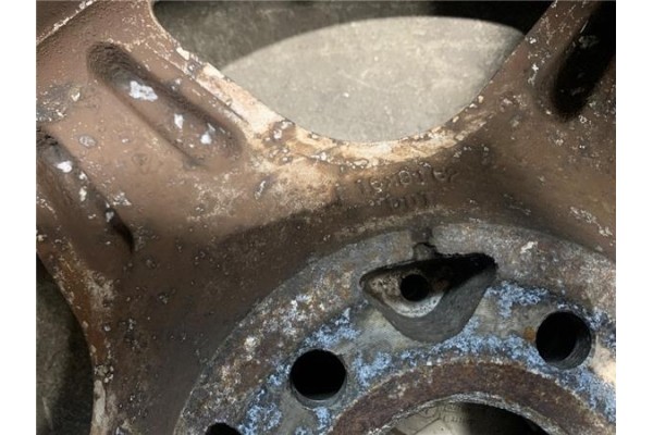 Recambio de llanta para mercedes-benz clase m (bm 163) 2.7 270 cdi (163.113) referencia OEM IAM A1634010102  