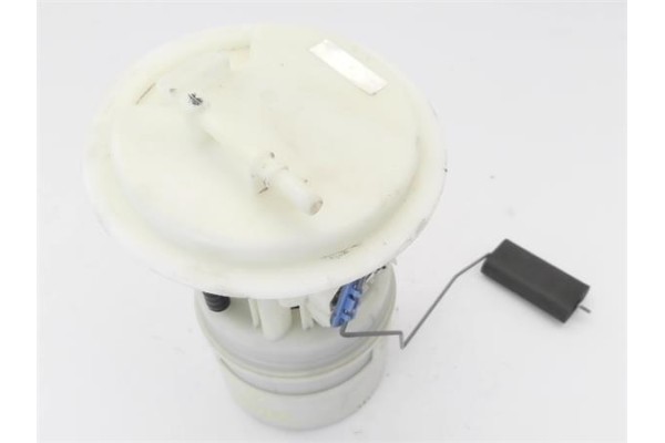 Recambio de bomba combustible para citroen c4 berlina 1.6 exclusive referencia OEM IAM 1525WK  
