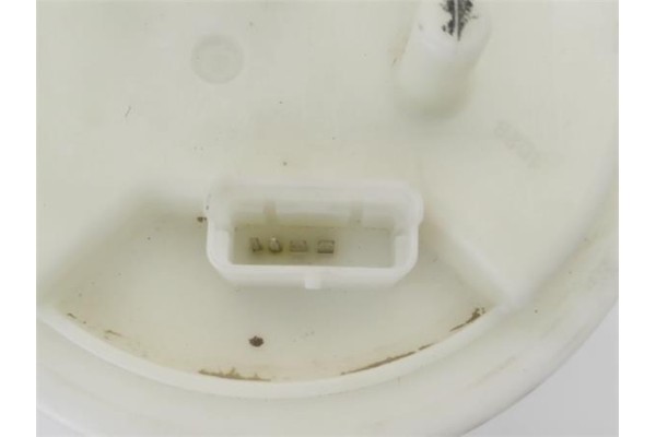 Recambio de bomba combustible para citroen c4 berlina 1.6 exclusive referencia OEM IAM 1525WK  