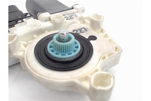 Recambio de motor elevalunas trasero izquierdo para seat leon (1p1) referencia OEM IAM 1K0959703N 973622-106 