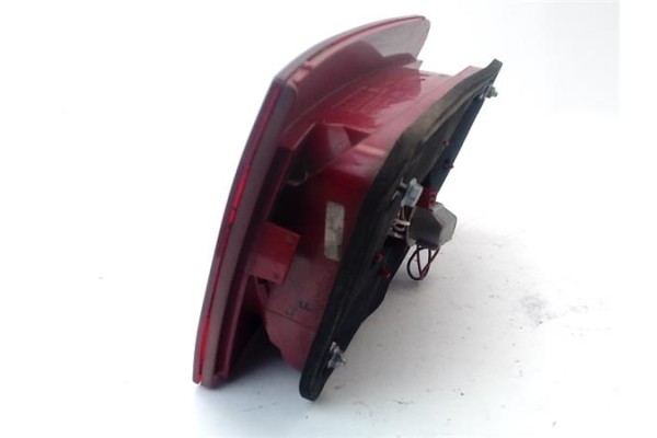 Recambio de piloto interior derecho para seat altea xl (5p5) 2.0 tdi referencia OEM IAM 5P8945108B  