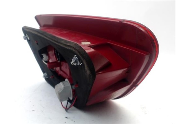 Recambio de piloto interior derecho para seat altea xl (5p5) 2.0 tdi referencia OEM IAM 5P8945108B  