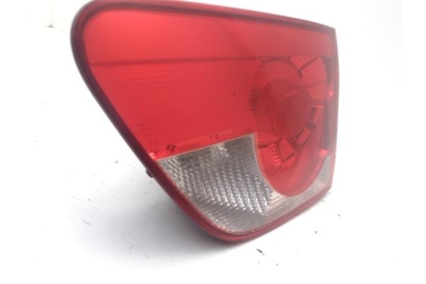 Recambio de piloto interior derecho para seat altea xl (5p5) 2.0 tdi referencia OEM IAM 5P8945108B  