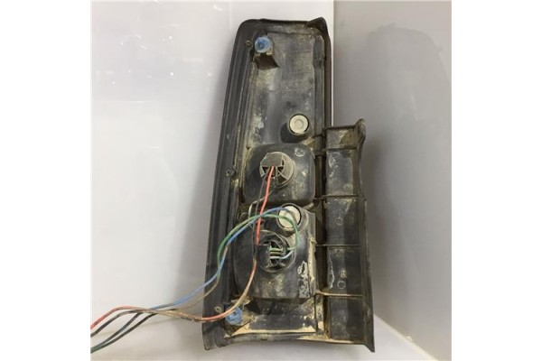 Recambio de piloto trasero derecho para suzuki jimny (sn/fj) 1.3 16v referencia OEM IAM 3625581A10  
