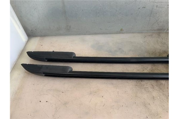 Recambio de barras de techo para kia sorento (bl) 2.5 crdi referencia OEM IAM 868E+105 8,68E+105 