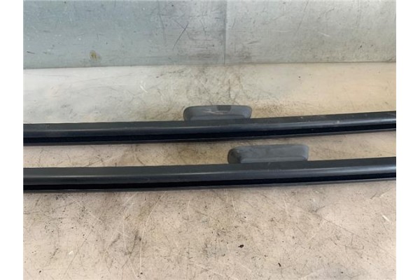 Recambio de barras de techo para kia sorento (bl) 2.5 crdi referencia OEM IAM 868E+105 8,68E+105 