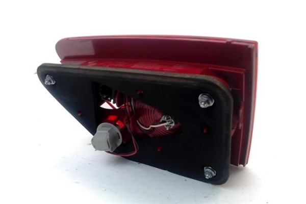 Recambio de piloto interior izquierdo para seat altea xl (5p5) 2.0 tdi referencia OEM IAM 5P8945107B  