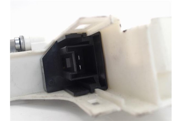 Recambio de motor elevalunas trasero izquierdo para audi a4 avant (8k5) referencia OEM IAM 8K0959811A  