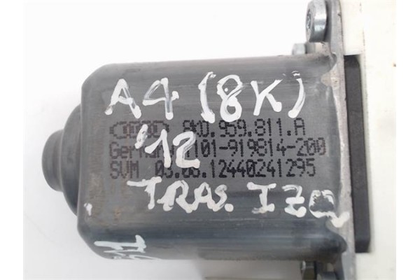 Recambio de motor elevalunas trasero izquierdo para audi a4 avant (8k5) referencia OEM IAM 8K0959811A  