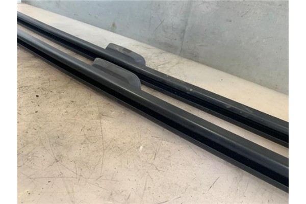 Recambio de barras de techo para kia sorento (bl) 2.5 crdi referencia OEM IAM 868E+105 8,68E+105 