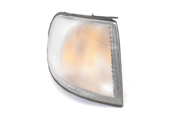 Recambio de intermitente delantero dcho para nissan sunny berlina (n14) 1.6 i 16v referencia OEM IAM B613063C00  