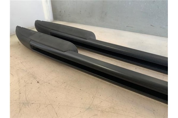 Recambio de barras de techo para kia sorento (bl) 2.5 crdi referencia OEM IAM 868E+105 8,68E+105 