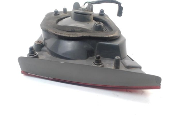 Recambio de piloto interior izquierdo para chevrolet cruze 2.0 ls referencia OEM IAM 95130772  