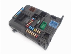 Recambio de caja reles para peugeot 2008 1.6 hdi referencia OEM IAM 9819850080  