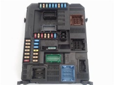 Recambio de caja reles para peugeot 2008 1.6 hdi referencia OEM IAM 9819850080  