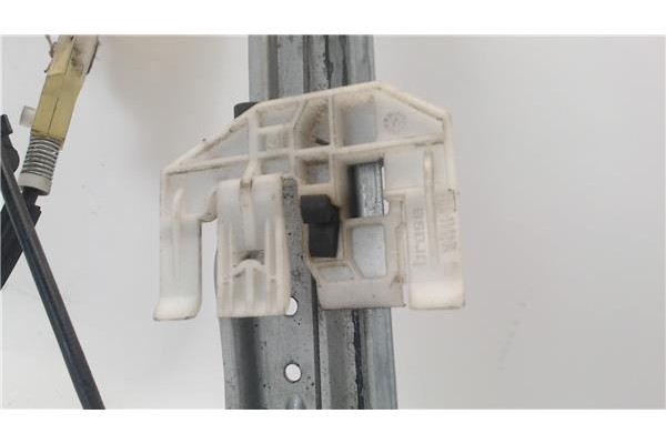 Recambio de mecanismo elevalunas delantero izquierdo para citroen c5 berlina referencia OEM IAM 9632531880 990181200 