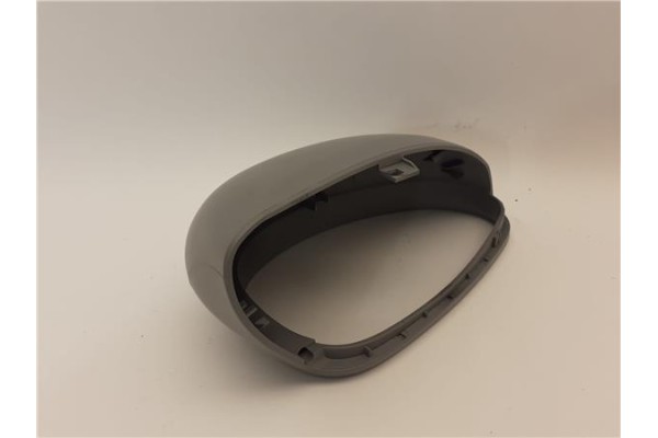 Recambio de carcasa retrovisor izquierdo para citroen c4 berlina 1.4 collection referencia OEM IAM CI4247414  