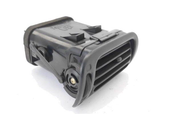 Recambio de rejilla entrada de aire para nissan sunny berlina (n14) 1.6 i 16v referencia OEM IAM 6876063C00  