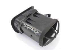 Recambio de rejilla entrada de aire para nissan sunny berlina (n14) 1.6 i 16v referencia OEM IAM 6876063C00  