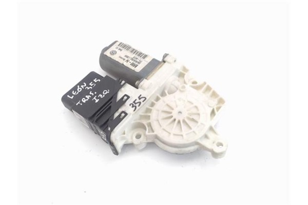 Recambio de motor elevalunas trasero izquierdo para seat leon (1m1) referencia OEM IAM (1J4959811C) (9776101439-203) 1J4959811C 