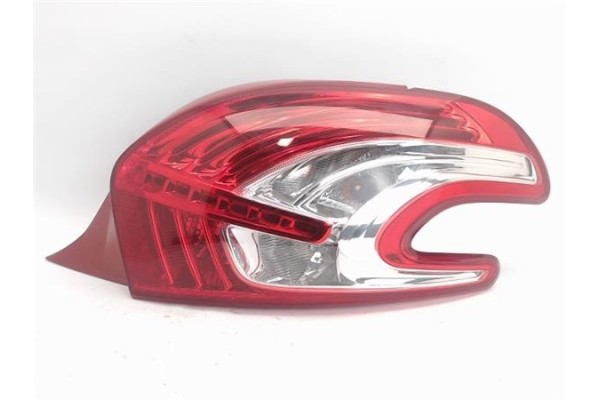 Recambio de piloto trasero derecho para peugeot 208 1.4 active referencia OEM IAM 6972628380 9672628380 