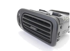 Recambio de rejilla entrada de aire para nissan sunny berlina (n14) 1.6 i 16v referencia OEM IAM 6876063C00  