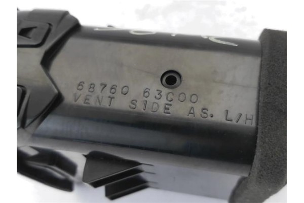 Recambio de rejilla entrada de aire para nissan sunny berlina (n14) 1.6 i 16v referencia OEM IAM 6876063C00  
