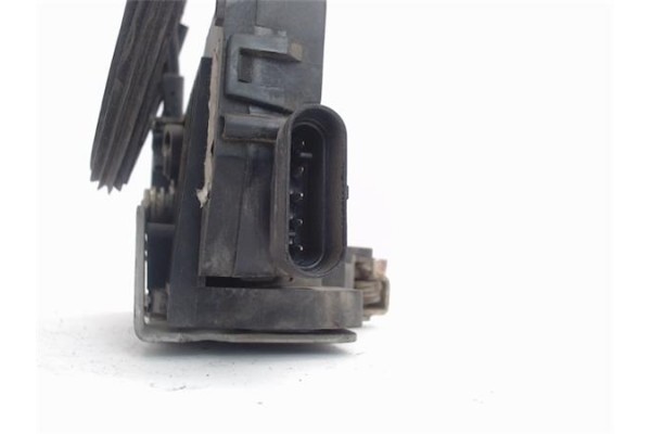 Recambio de cierre electromagnetico trasero izquierdo para mercedes-benz clase m (bm 163) referencia OEM IAM 20461102  