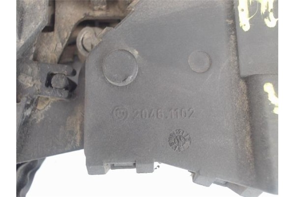 Recambio de cierre electromagnetico trasero izquierdo para mercedes-benz clase m (bm 163) referencia OEM IAM 20461102  