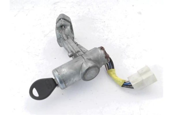 Recambio de llave para nissan sunny berlina (n14) 1.6 i 16v referencia OEM IAM KEY0000118 4875050Y00 