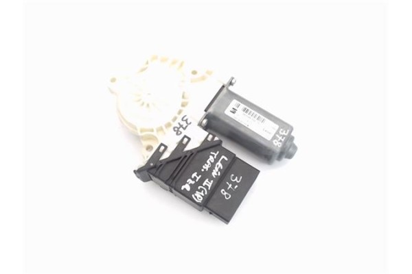 Recambio de motor elevalunas trasero izquierdo para seat leon (1p1) referencia OEM IAM (1K0959703N) (983599-334) (973622-106) 