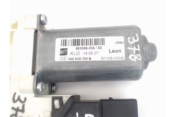 Recambio de motor elevalunas trasero izquierdo para seat leon (1p1) referencia OEM IAM (1K0959703N) (983599-334) (973622-106) 