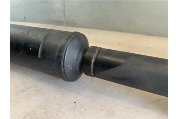 Recambio de cardan trasero para kia sorento (bl) 2.5 crdi referencia OEM IAM 491E+305  