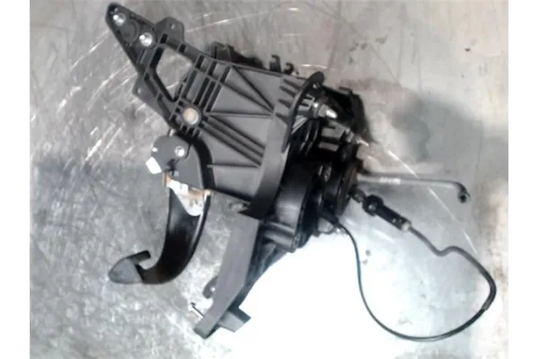 Recambio de juego pedales completo para opel astra k berlina 5p 1.6 dynamic referencia OEM IAM 39222106  