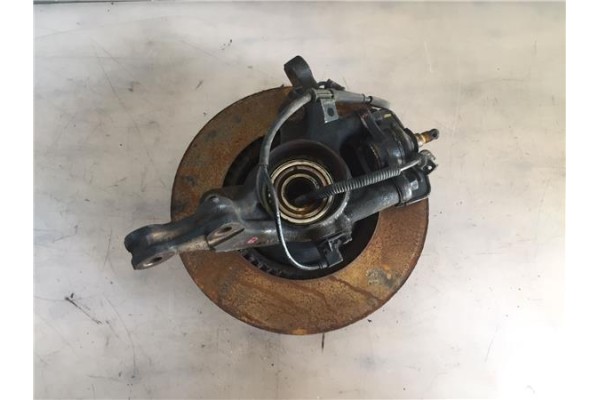Recambio de mangueta delantero derecha para kia ceed (ed) 1.6 crdi 115 referencia OEM IAM 517152H100  