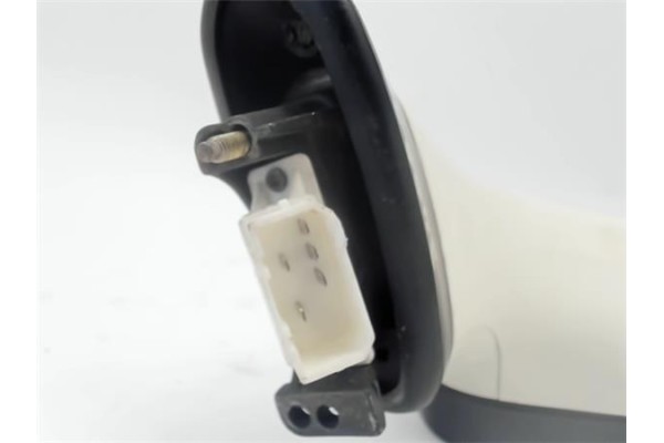 Recambio de retrovisor electrico izquierdo para audi 80 (811/813) referencia OEM IAM 811857501G  