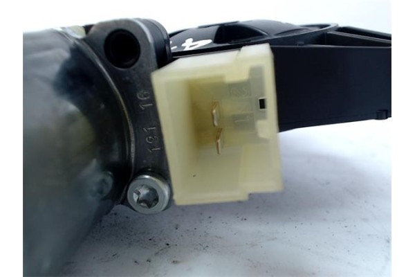 Recambio de motor elevalunas trasero izquierdo para audi a3 (8v1) 1.6 attraction referencia OEM IAM 5Q0959801 0130822713 