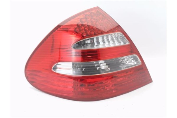 Recambio de piloto trasero izquierdo para mercedes-benz clase e (bm 211) berlina 3.2 e 320 (211.065) referencia OEM IAM A2118200