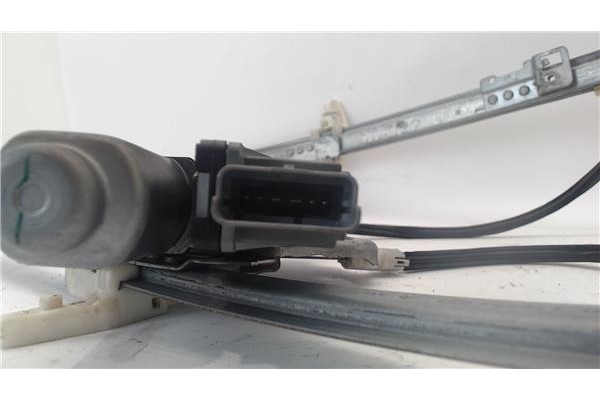 Recambio de mecanismo elevalunas delantero derecho para citroen xsara berlina referencia OEM IAM 400595N  
