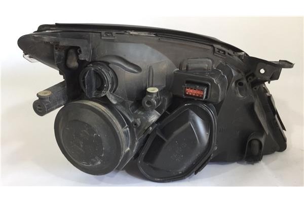 Recambio de faro delantero izquierdo para opel signum 2.2 básico referencia OEM IAM 15588700  