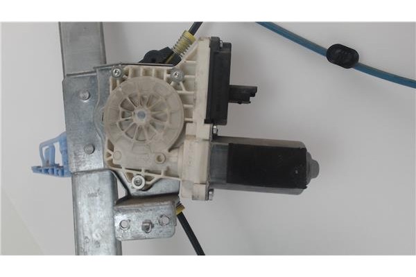 Recambio de mecanismo elevalunas delantero derecho para citroen c2 referencia OEM IAM 9222X2  