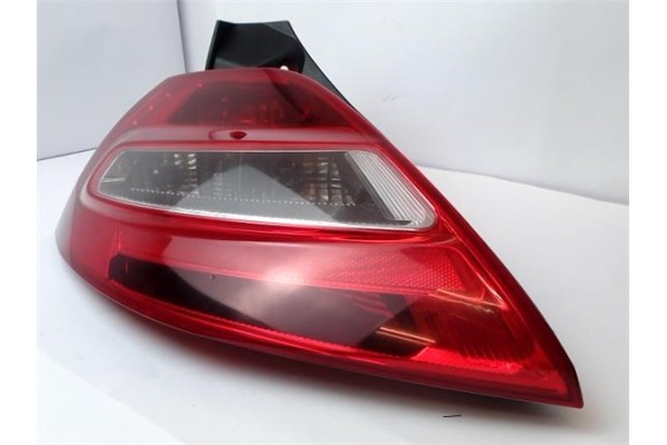 Recambio de piloto trasero izquierdo para renault megane ii (bm0/1_, cm0/1_) 1.5 dci referencia OEM IAM 8200413214 89038181 