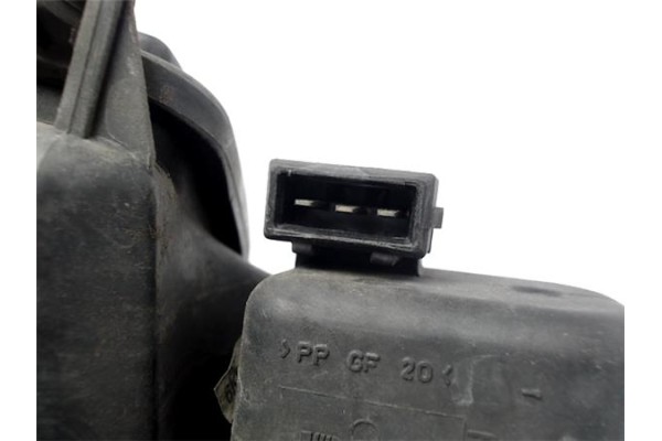 Recambio de faro delantero dcho para audi a4 berlina (b5) referencia OEM IAM 8D0941004A 67728141 8D0941030 , AUDI | 8D0953050 , 