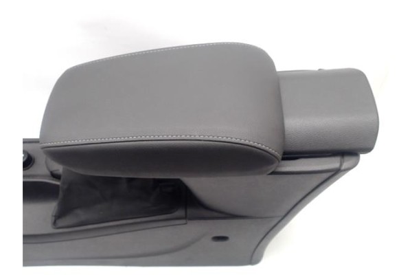 Recambio de portaobjetos reposabrazos para opel astra k berlina 5p 1.6 dynamic referencia OEM IAM 39030127  