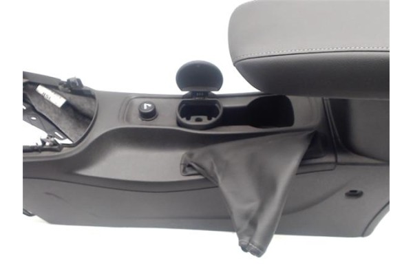 Recambio de portaobjetos reposabrazos para opel astra k berlina 5p 1.6 dynamic referencia OEM IAM 39030127  