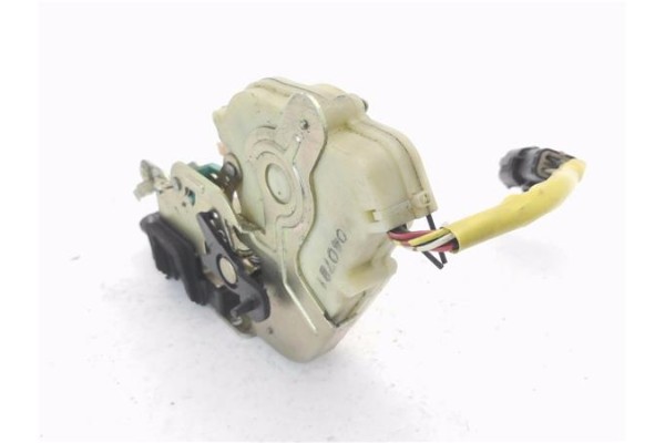 Recambio de cierre electromagnetico trasero izquierdo para kia sorento (bl) 2.5 crdi referencia OEM IAM 814E+15  