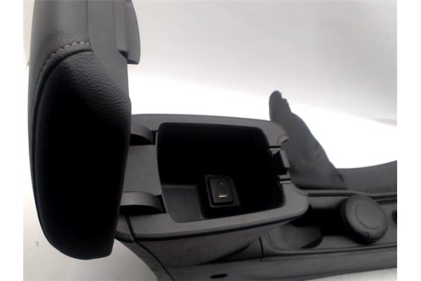 Recambio de portaobjetos reposabrazos para opel astra k berlina 5p 1.6 dynamic referencia OEM IAM 39030127  