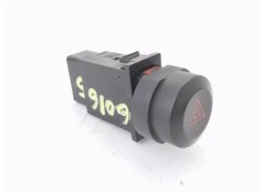 Recambio de interruptor luces emergencia para kia sorento (bl) 2.5 crdi referencia OEM IAM 937E+05 864W0140 