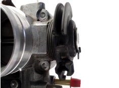 Recambio de caja mariposa aire para volkswagen golf iv berlina (1j1) 2.0 referencia OEM IAM 06A133064H  