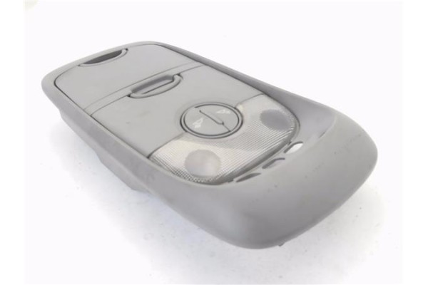 Recambio de luz delantero central techo para kia sorento (bl) 2.5 crdi referencia OEM IAM 928003E001CY 0K53E51410 